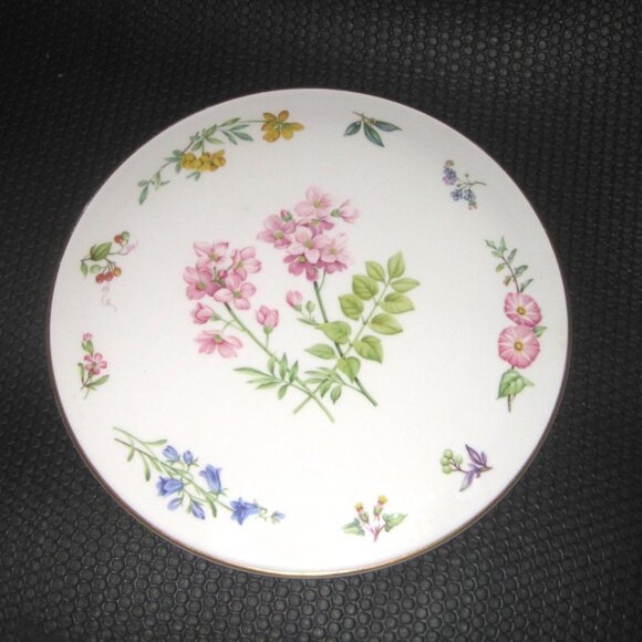 ROYAL WORCESTER Sandringham Cake Plate Gateau11